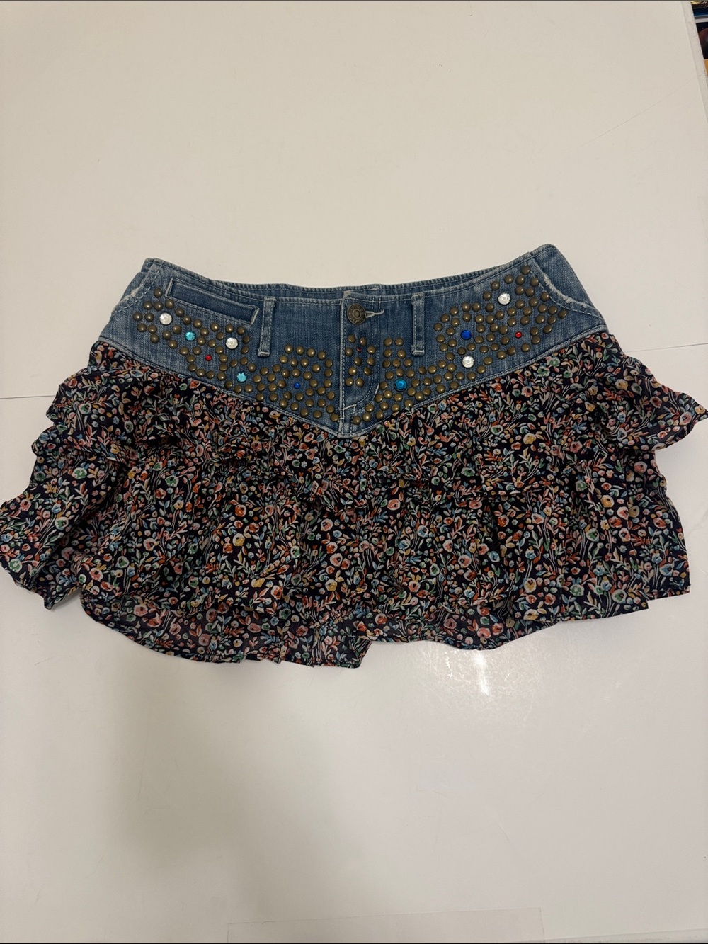 Vintage Express Ruffle mini skirt